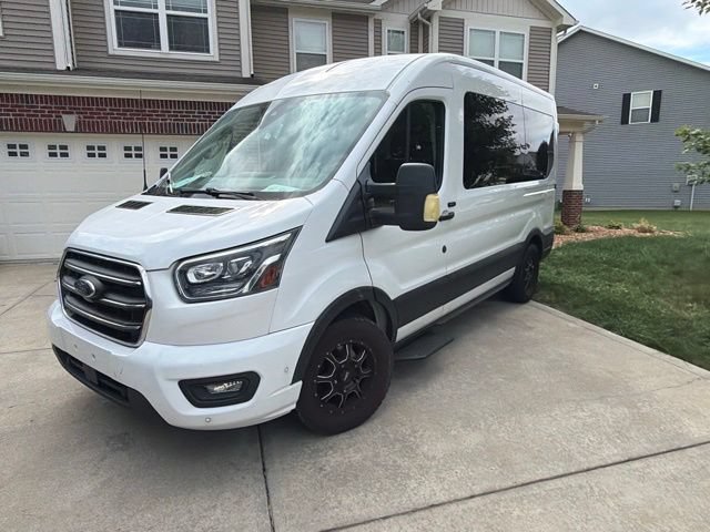Used 2020 Ford Transit 150 XLT RWD image 3