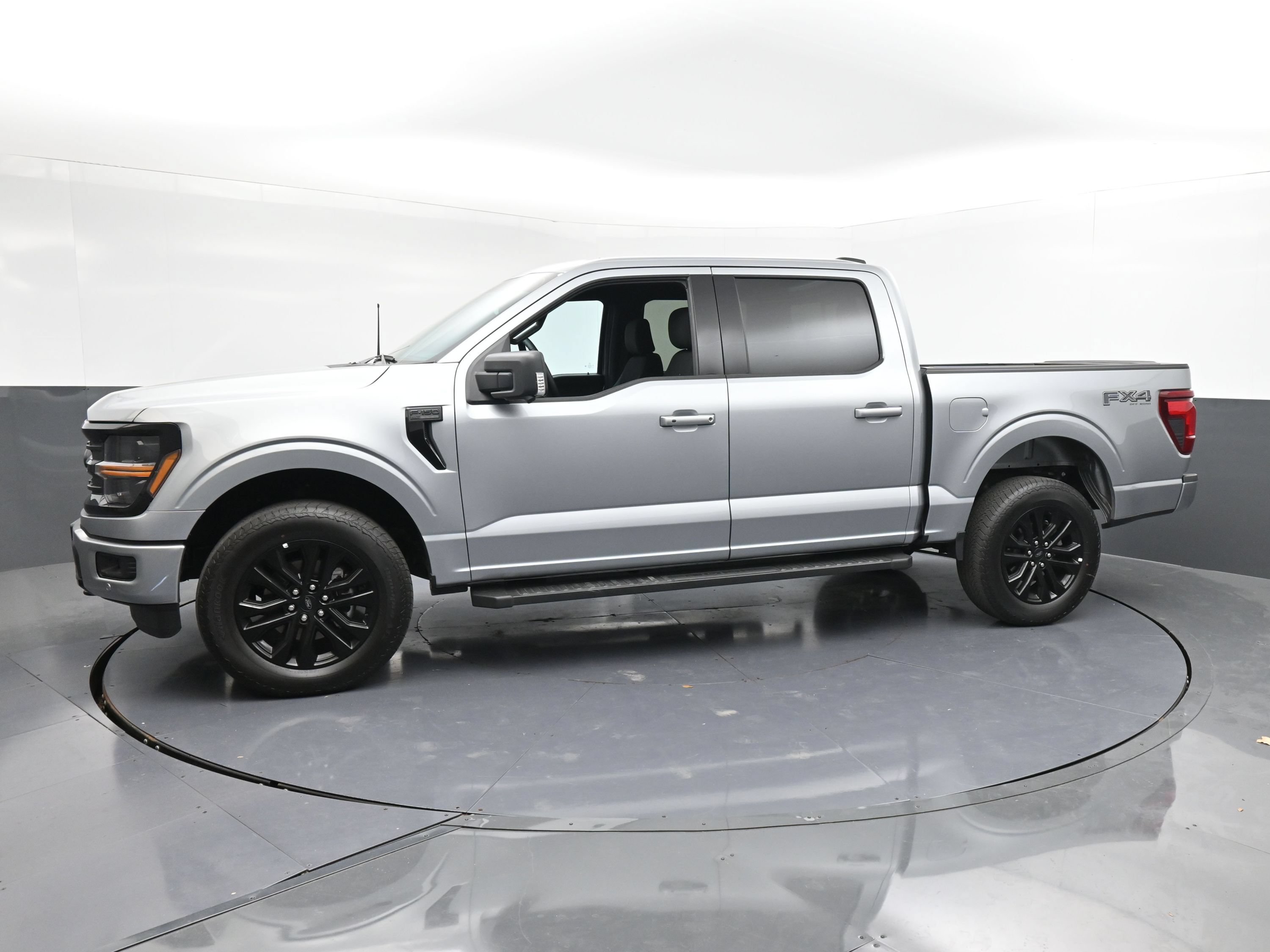 Used 2026 Ford F150 XLT w/ Equipment Group 302A MID AWD/4WD image 5