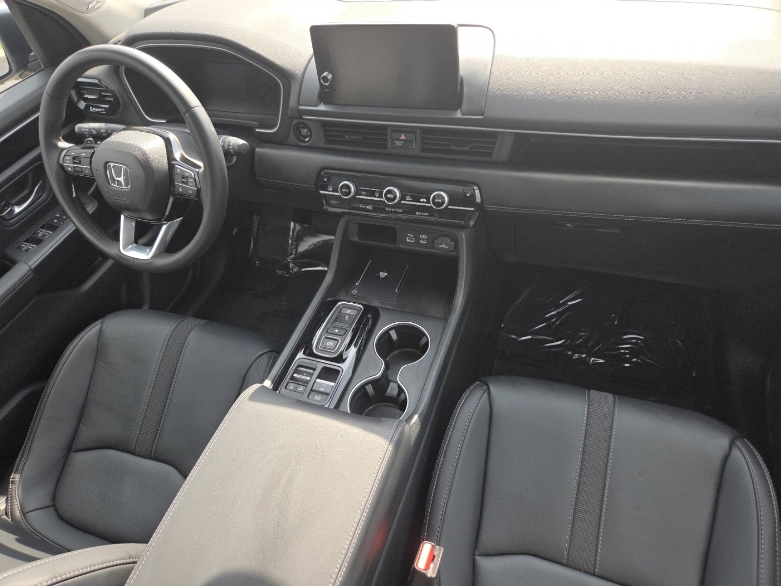 Certified 2025 Honda Pilot Touring image 27