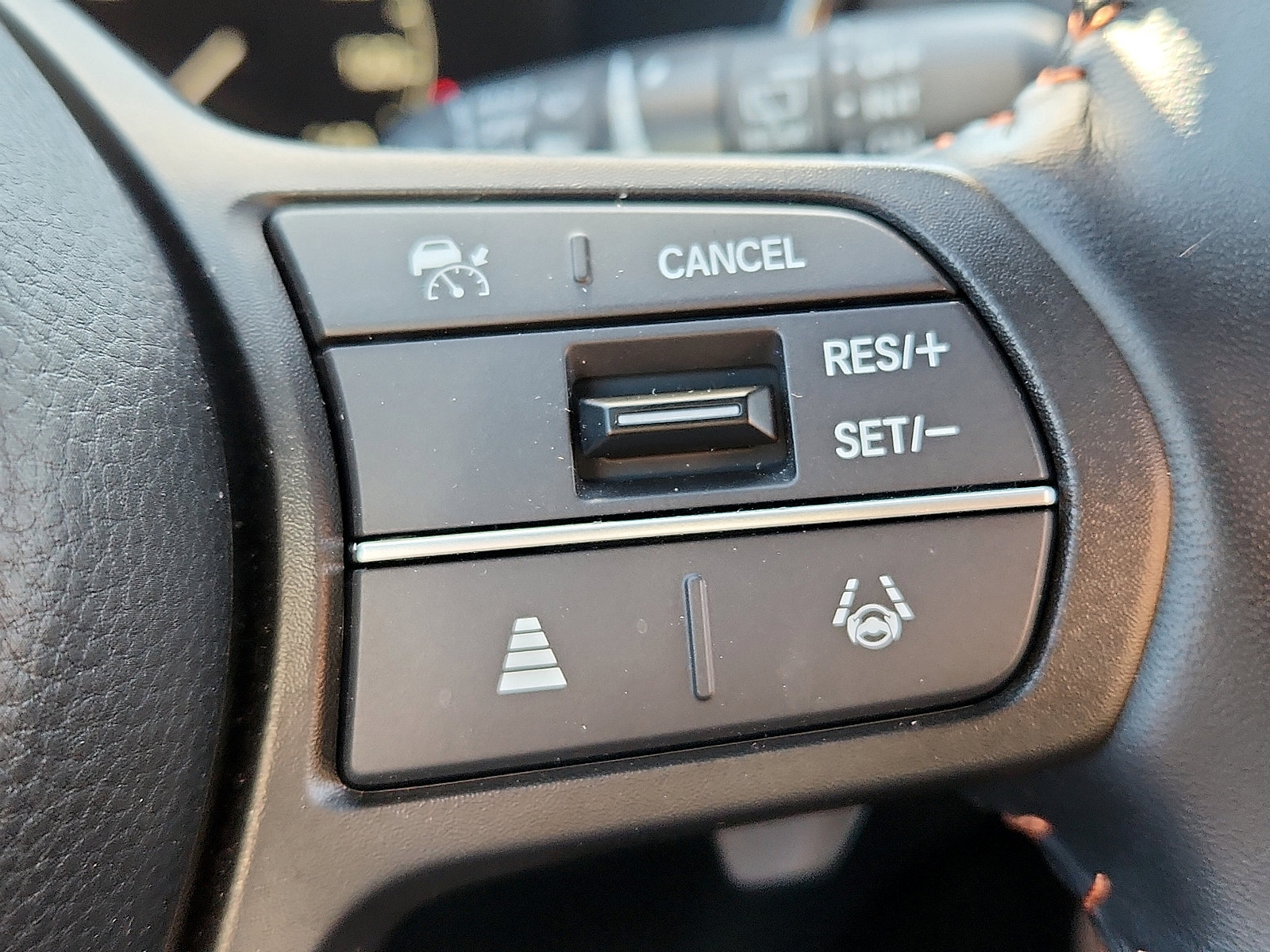 Certified 2025 Honda CR-V Sport image 23