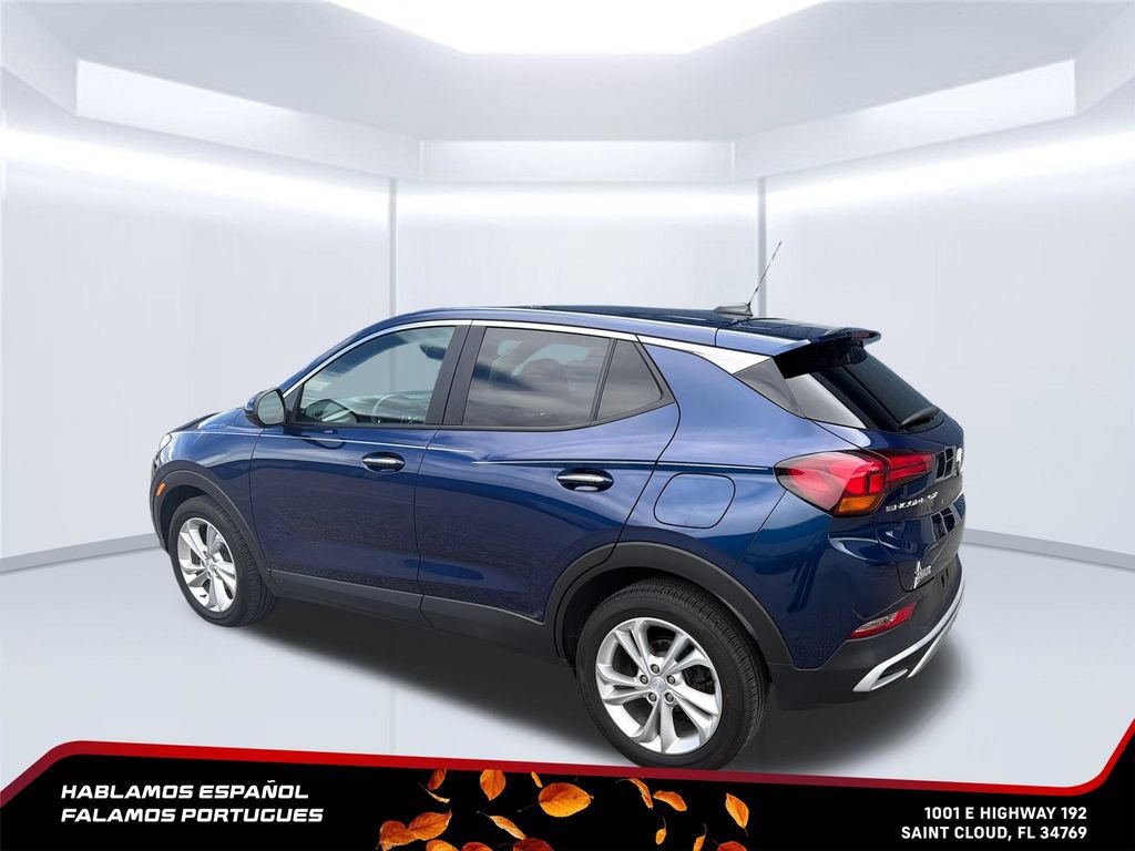 Used 2023 Buick Encore GX Preferred w/ Cold Weather Comfort Package FWD image 3