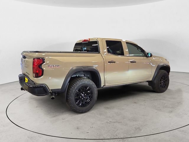 Used 2024 Chevrolet Colorado Trail Boss w/ Advanced Trailering Package AWD/4WD image 5