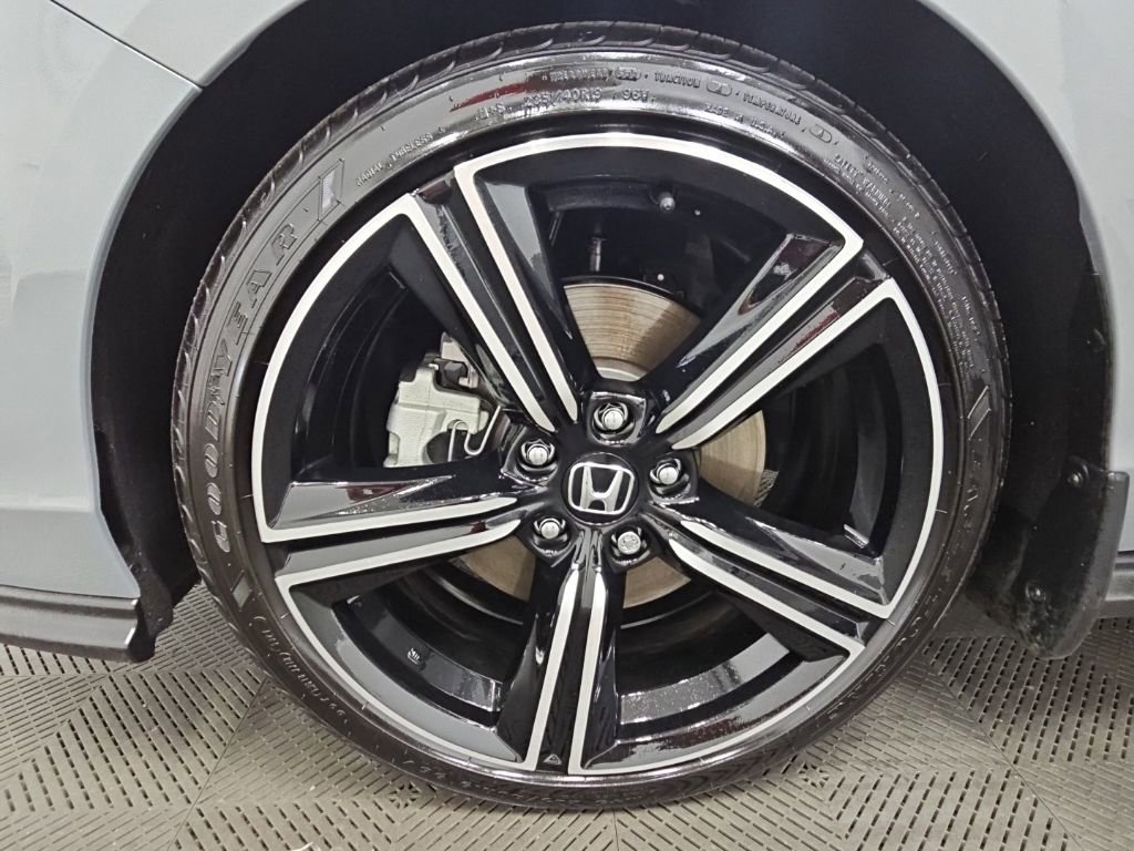 Used 2025 Honda Accord Sport image 43