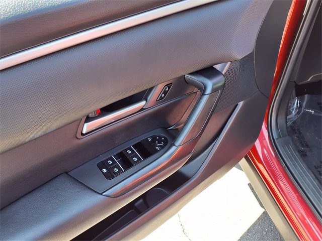 Used 2024 MAZDA CX-50 AWD 2.5 S w/ Preferred Package image 11