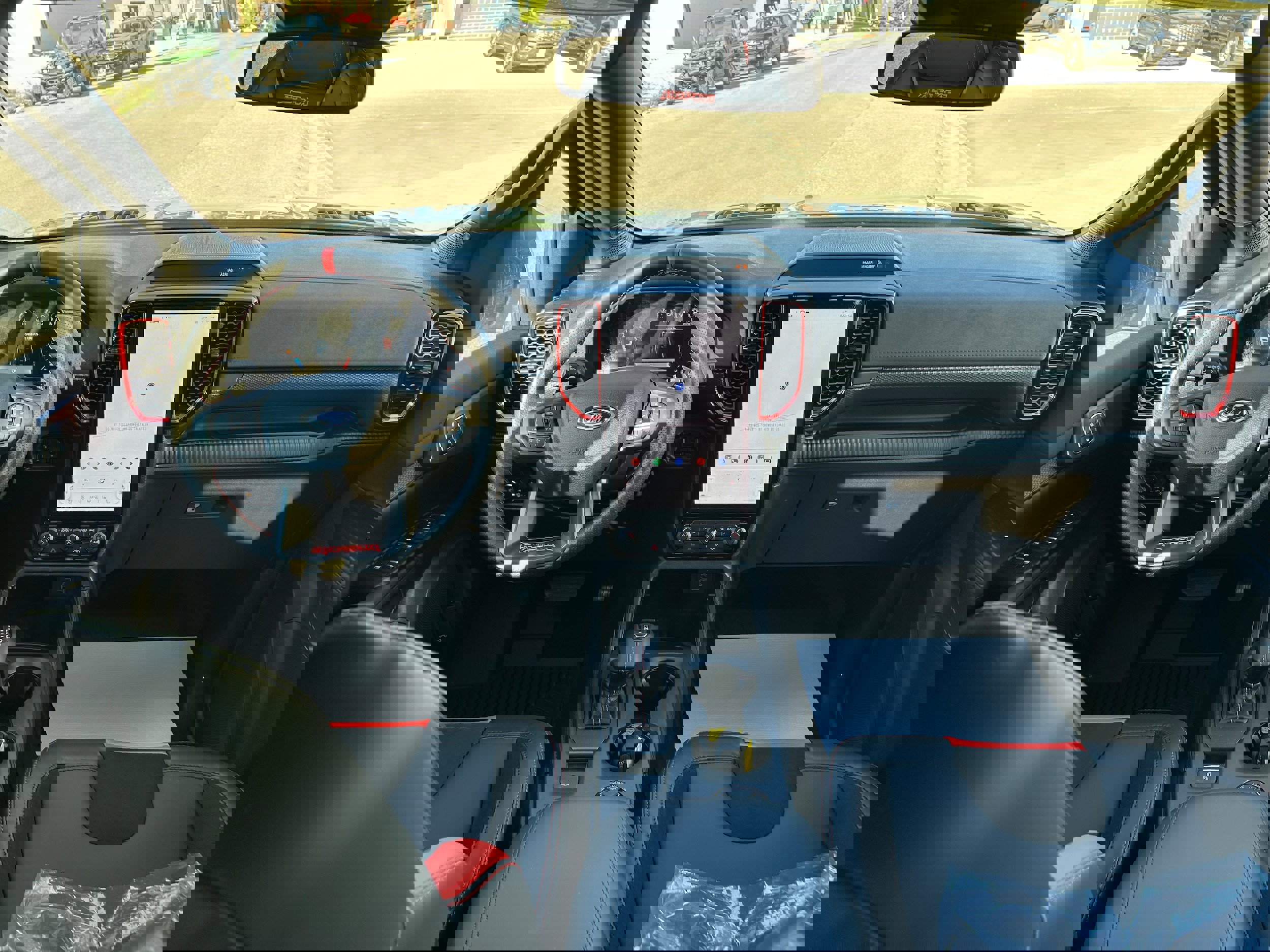 New 2025 Ford Ranger Raptor image 8