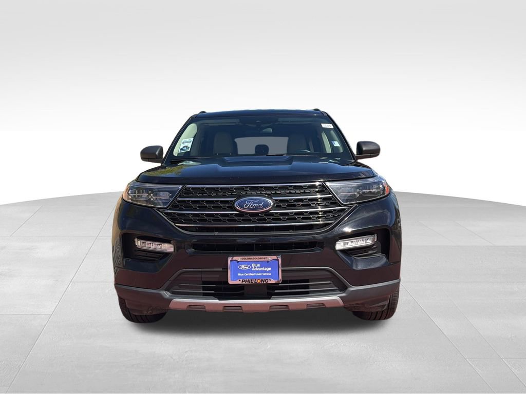 Certified 2022 Ford Explorer XLT w/ Equipment Group 202A AWD/4WD image 2