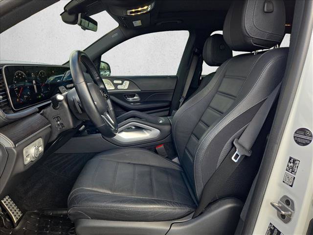 Used 2023 Mercedes-Benz GLS 580 4MATIC image 15