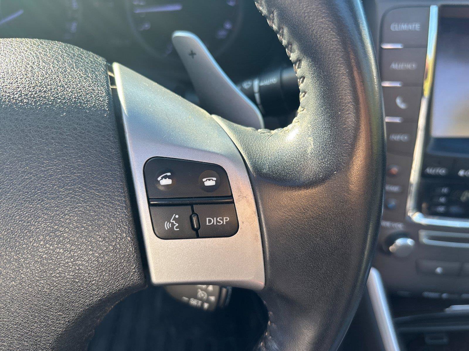 Used 2013 Lexus IS 350C w/ Luxury Pkg RWD image 20