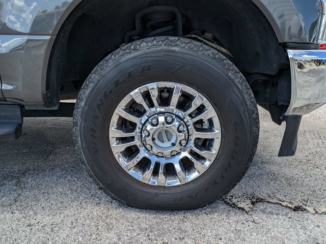 Used 2020 Ford F350 XLT w/ XLT Premium Package AWD/4WD image 11
