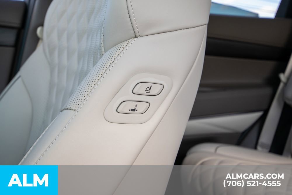 Used 2024 Genesis GV80 3.5T Prestige Signature image 9