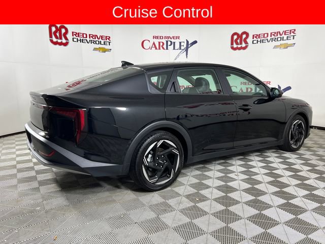 Used 2025 Kia K4 EX image 8