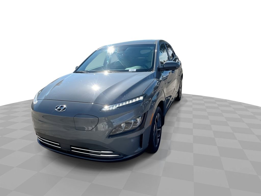 Used 2023 Hyundai Kona Limited image 4