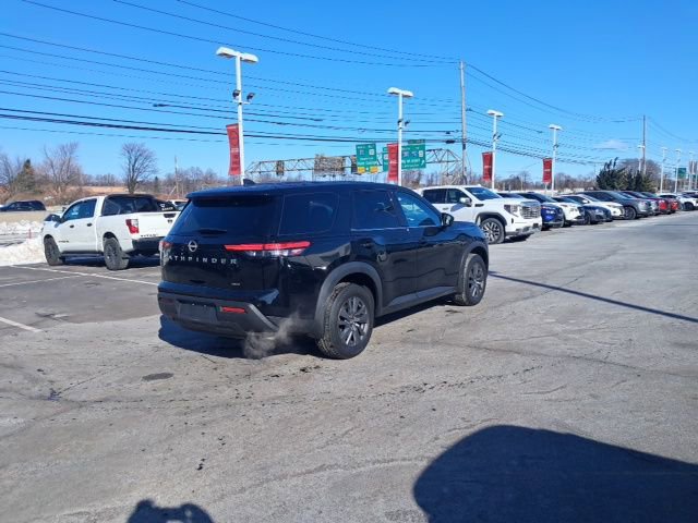 Certified 2024 Nissan Pathfinder S image 6