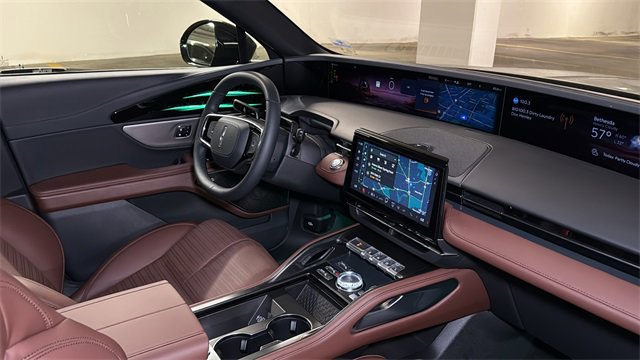 New 2026 Lincoln Nautilus Reserve image 7