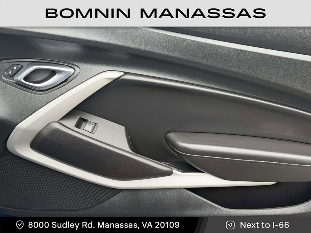 Used 2019 Chevrolet Camaro LT image 8