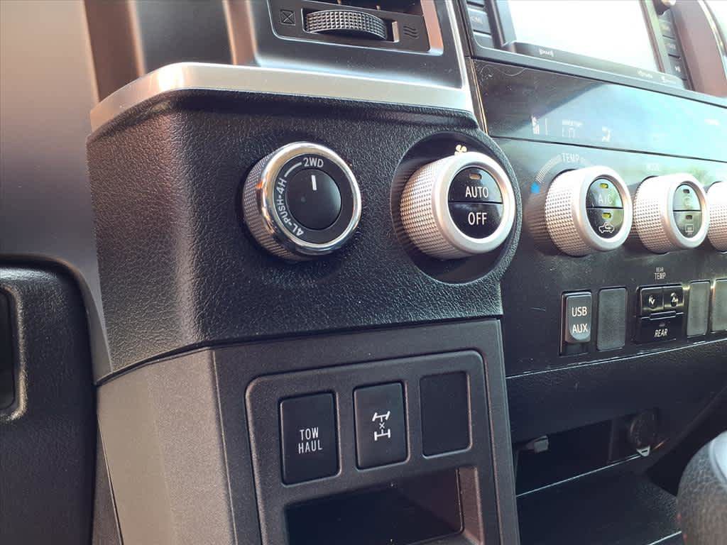 Used 2018 Toyota Sequoia TRD Sport AWD/4WD image 14