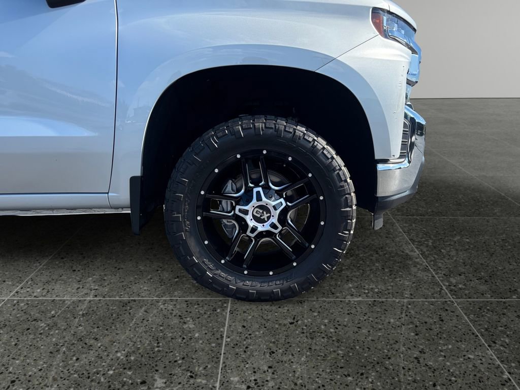 Used 2019 Chevrolet Silverado 1500 LT w/ All-Star Edition AWD/4WD image 10