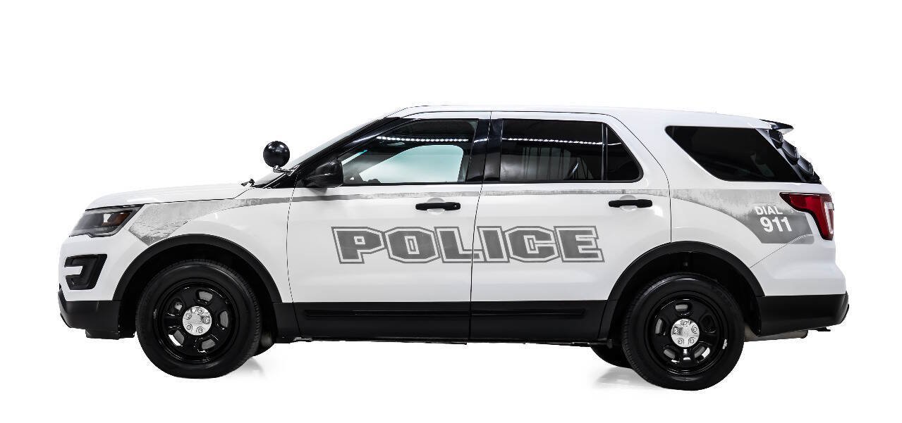 Used 2017 Ford Explorer 4WD Police Interceptor image 6