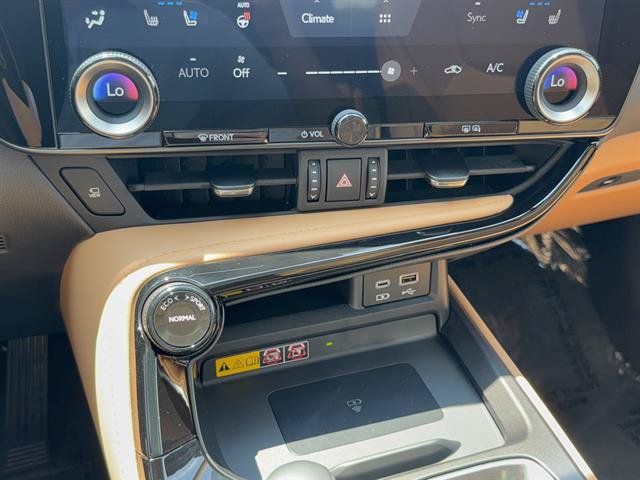 Used 2024 Lexus NX 350 AWD w/ Vision Package image 16