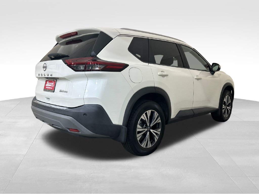 Used 2023 Nissan Rogue SV w/ SV Premium Package AWD/4WD image 5