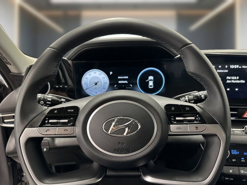 Certified 2023 Hyundai Elantra Limited FWD image 21