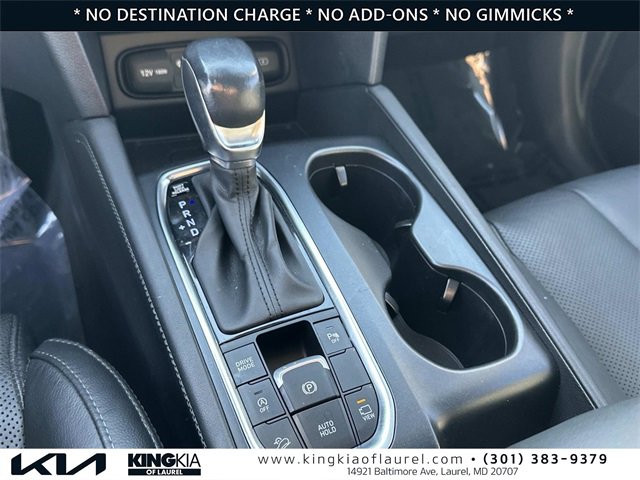 Used 2020 Hyundai Santa Fe Limited image 7