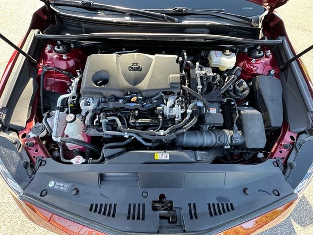 Used 2020 Toyota Camry LE image 30