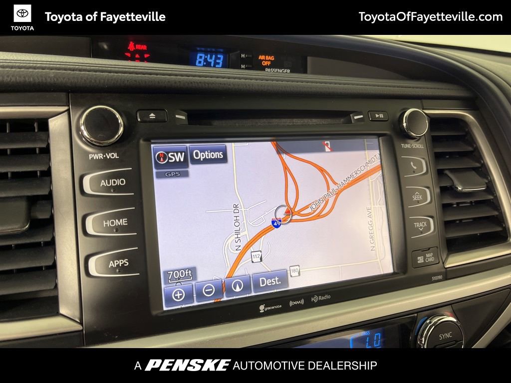 Used 2019 Toyota Highlander XLE FWD image 32