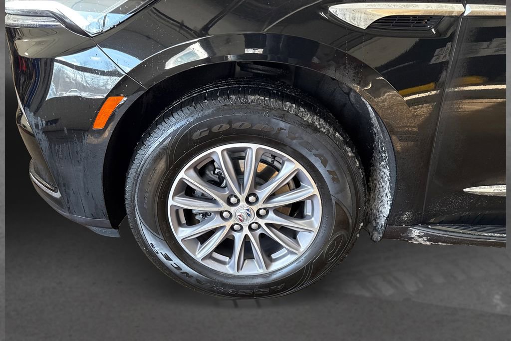 Used 2024 Buick Enclave Premium image 12