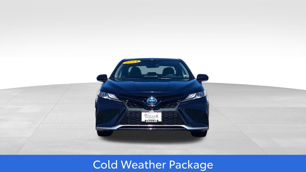 Used 2021 Toyota Camry XSE w/ Navigation Upgrade Package FWD image 2