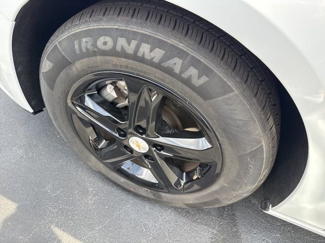 Used 2024 Chevrolet Malibu LT image 12