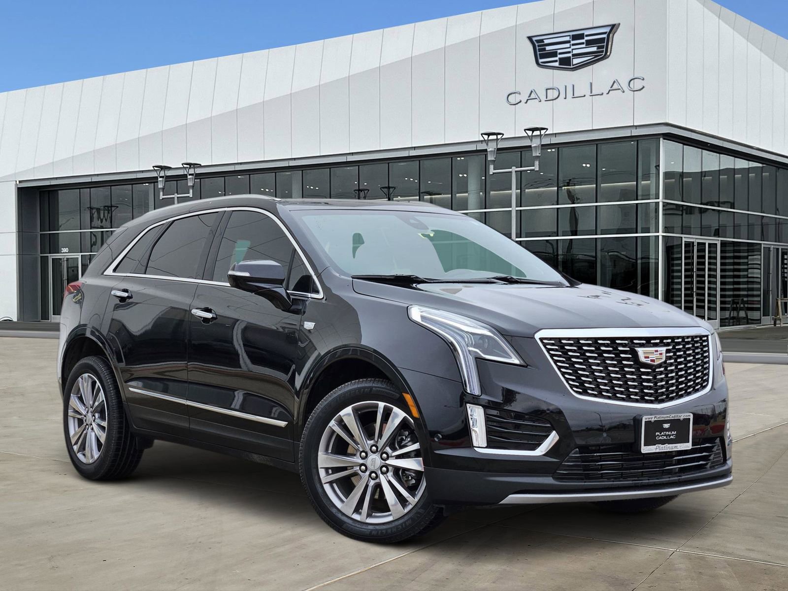 Used 2024 Cadillac XT5 Premium Luxury w/ Technology Package image 1