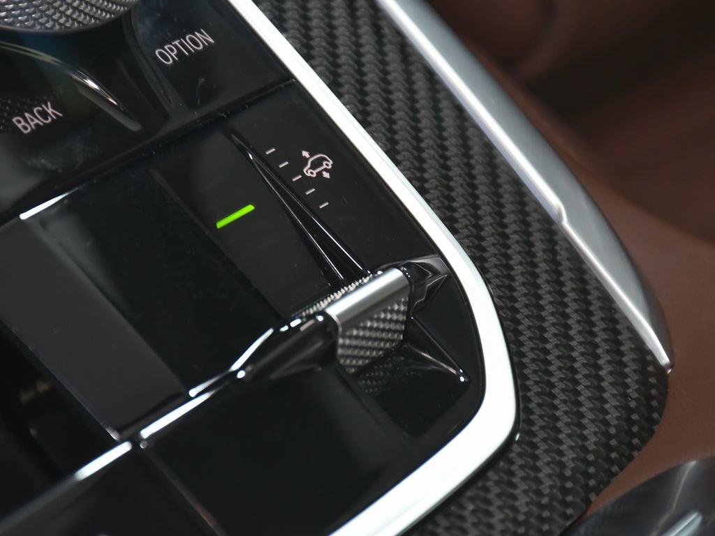 Used 2026 BMW X7 M60i image 42