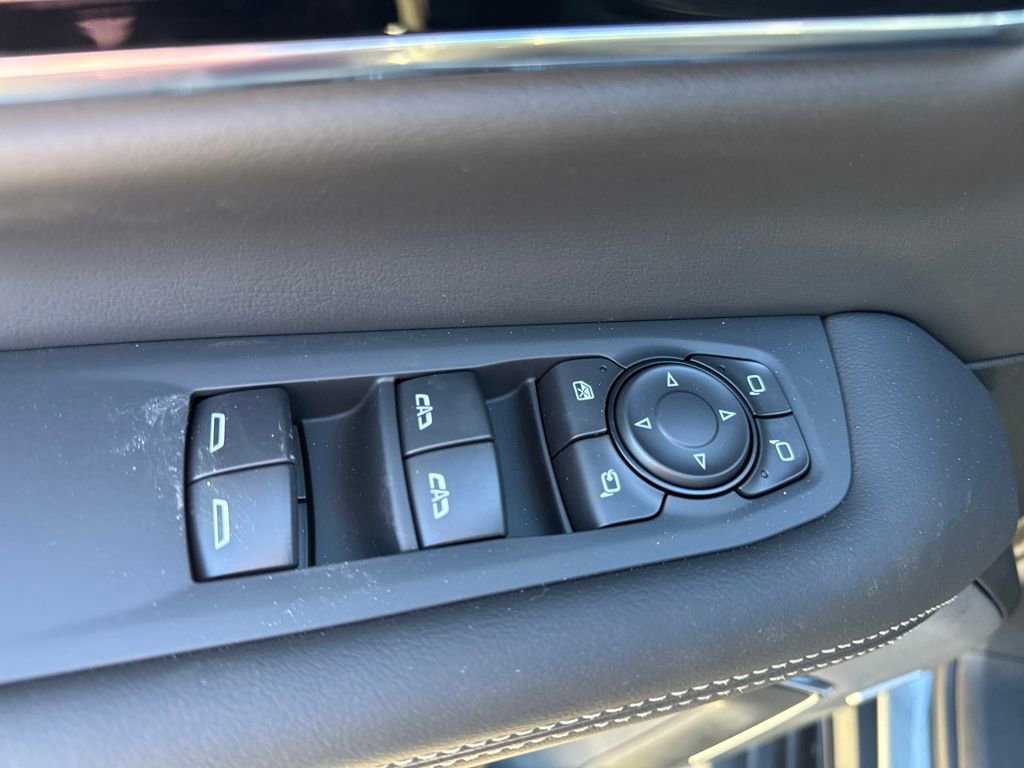 New 2026 GMC Yukon XL Elevation w/ LPO, Floor Liner Package image 21