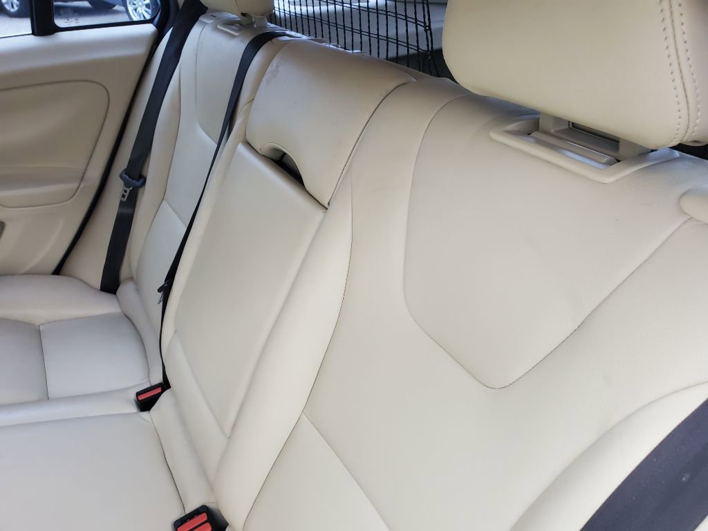 Used 2015 Volvo V60 T5 Premier FWD image 27