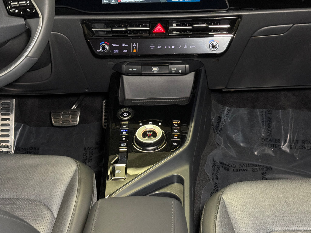 Certified 2023 Kia Niro Wave FWD image 18