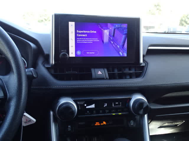 Certified 2025 Toyota RAV4 LE FWD image 28