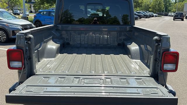 Used 2021 Jeep Gladiator Sport AWD/4WD image 25