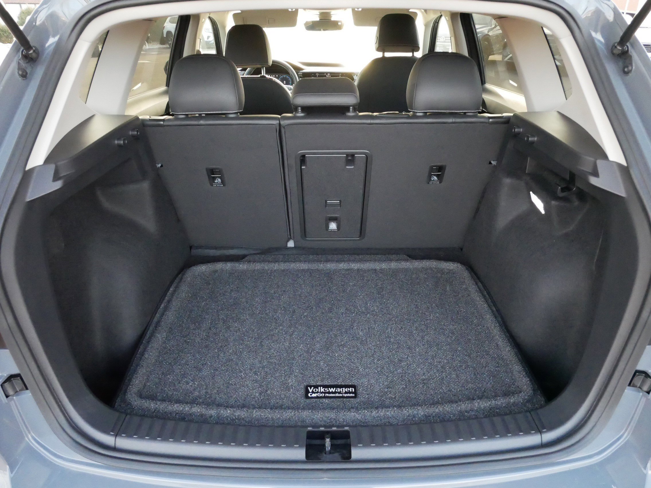 Certified 2024 Volkswagen Taos SEL image 18