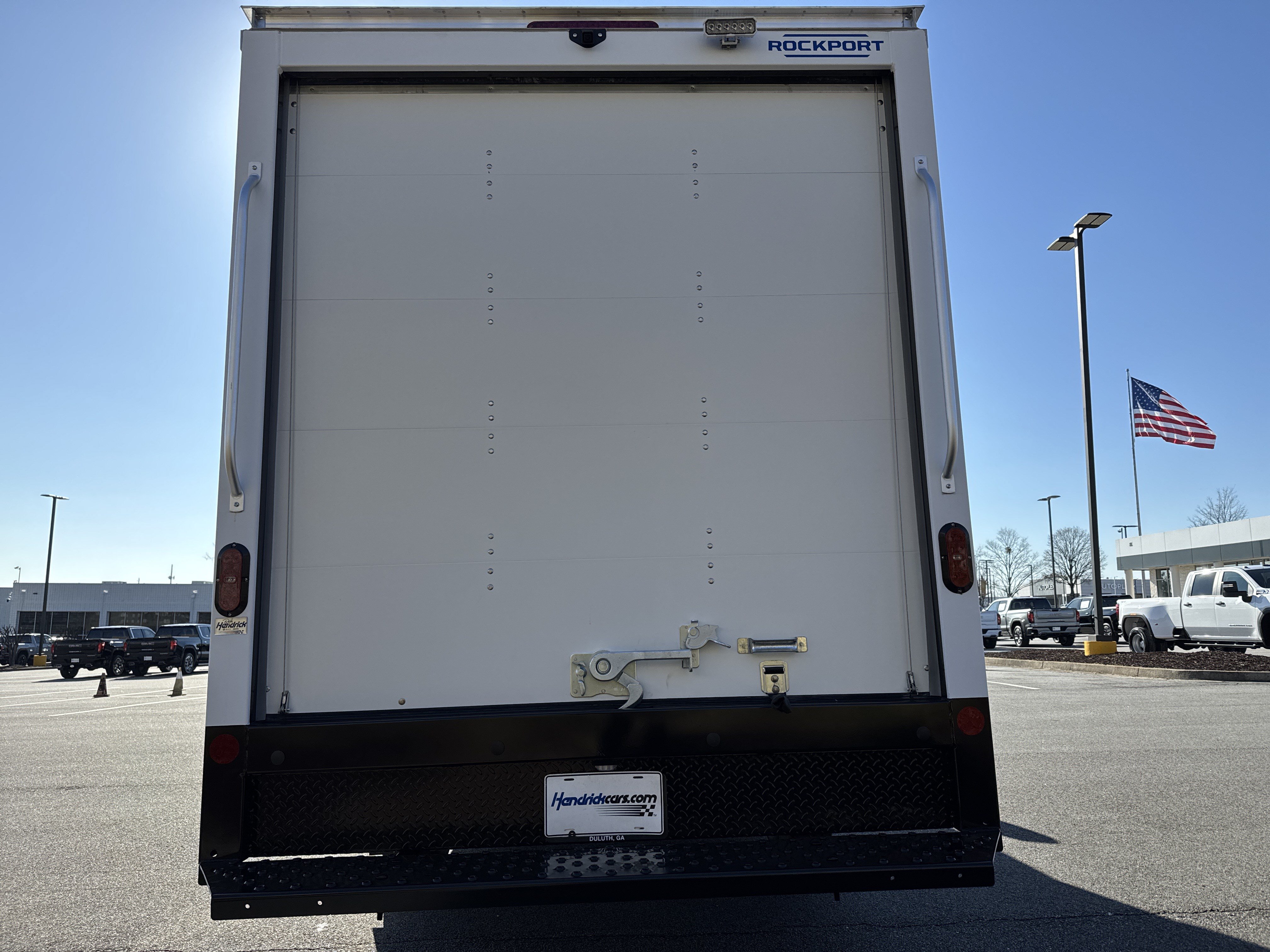 New 2026 GMC Savana 3500 w/ Power Convenience Package RWD image 9