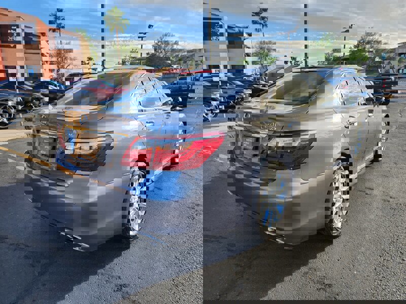 Used 2012 Lexus LS 460 AWD w/ Comfort Pkg image 3