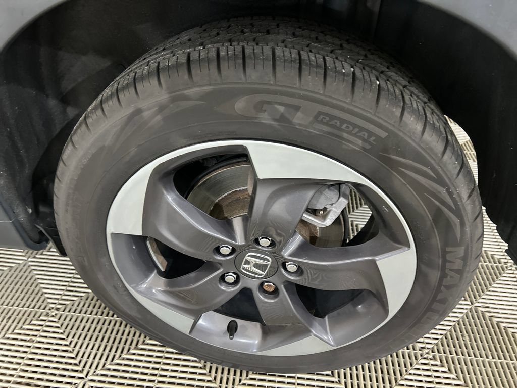 Used 2018 Honda HR-V EX-L image 9