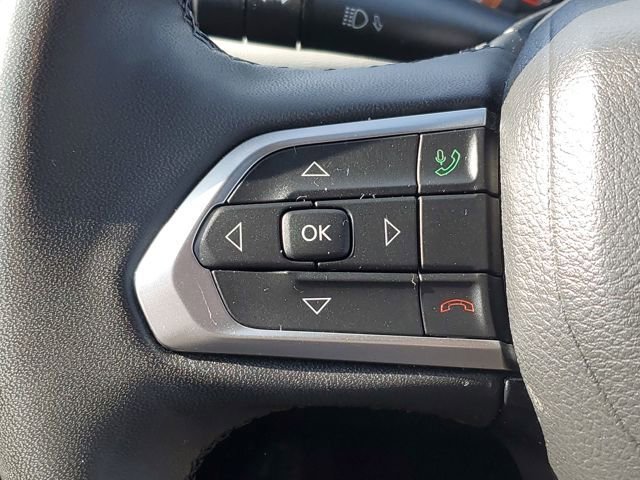 Used 2024 Jeep Compass Limited image 13