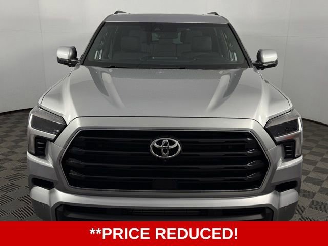 Used 2025 Toyota Sequoia SR5 image 2
