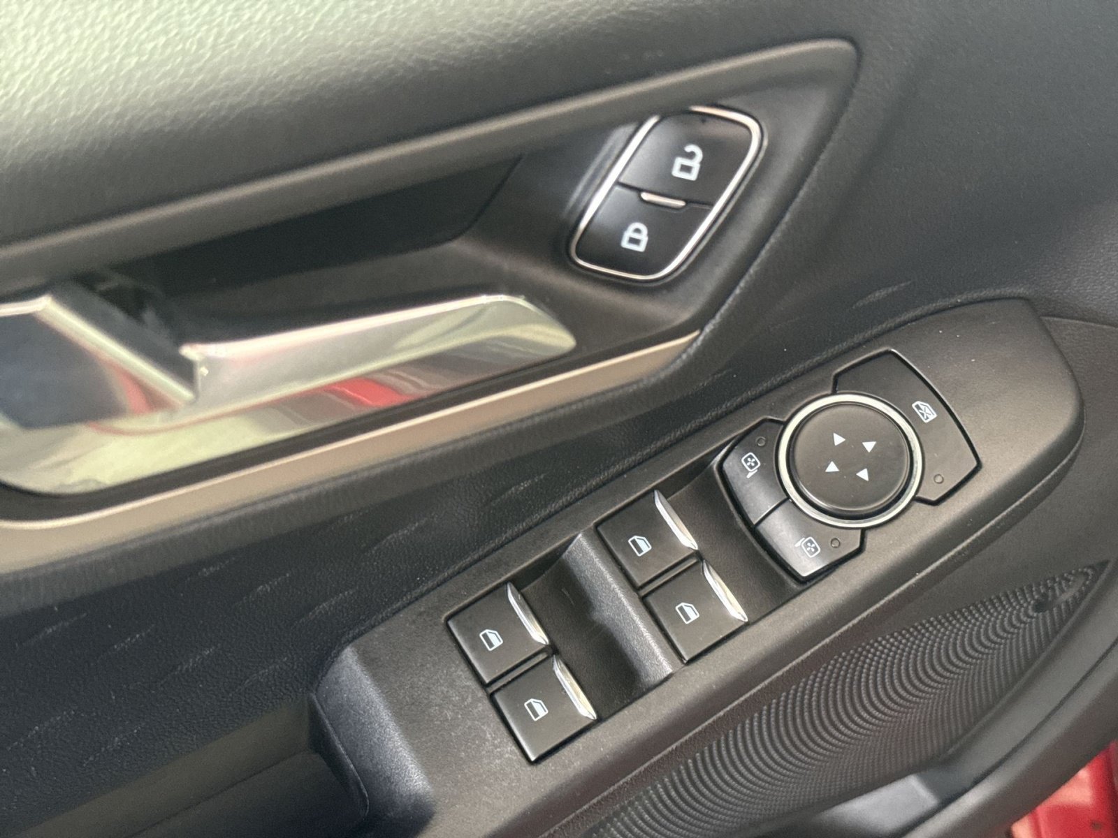 Used 2020 Ford Escape SE AWD/4WD image 16