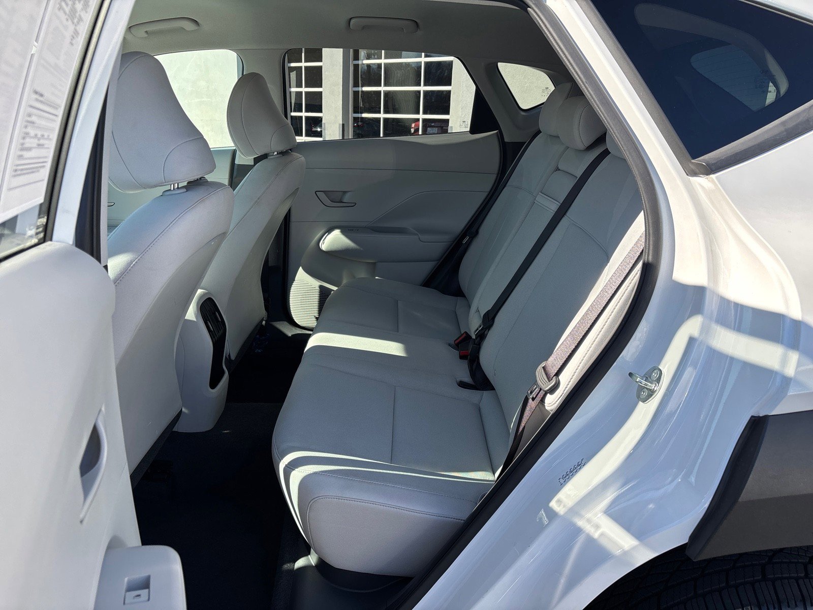 Used 2024 Hyundai Kona SEL image 32