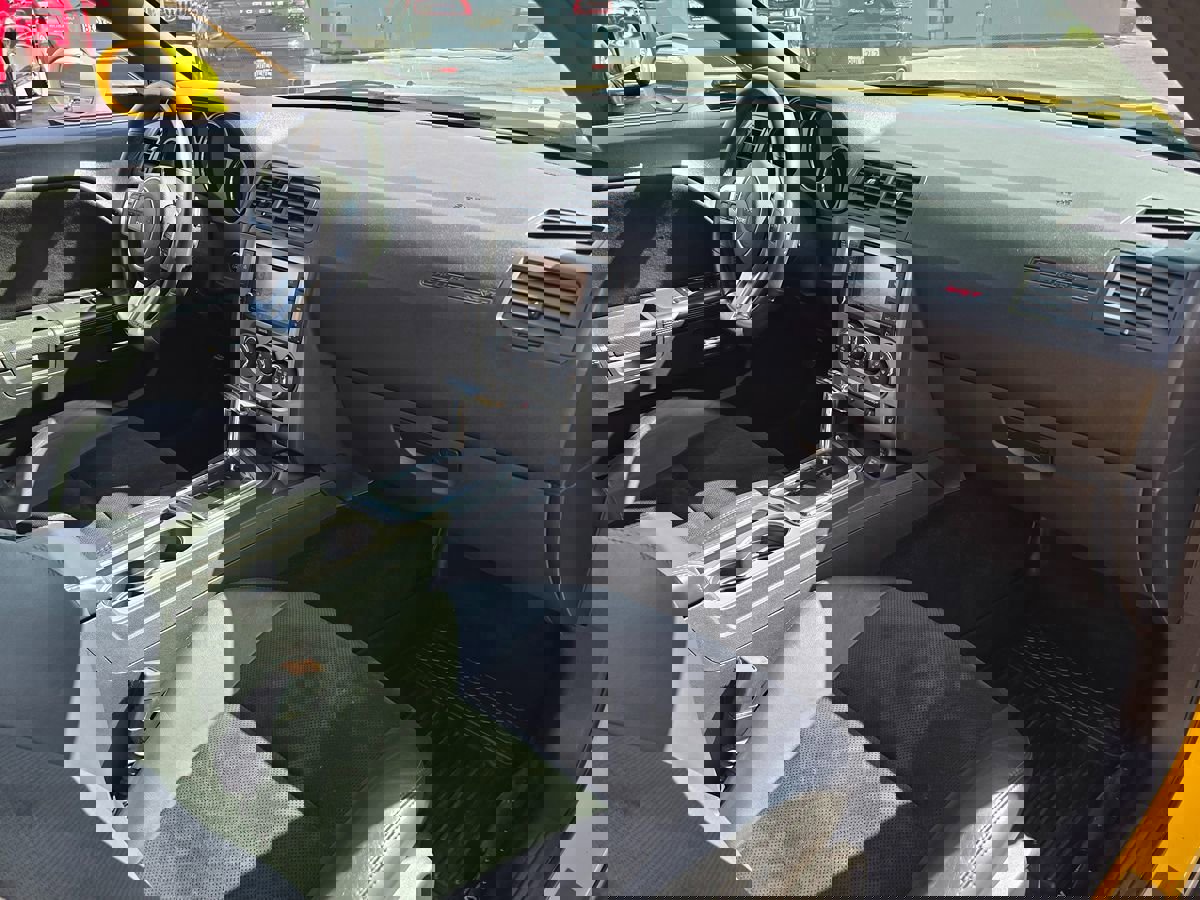 Used 2012 Dodge Challenger SRT8 Yellow Jacket w/ Premium Sound Group image 9