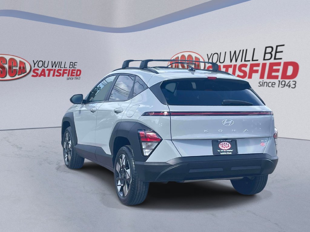 Used 2024 Hyundai Kona SEL AWD/4WD image 8