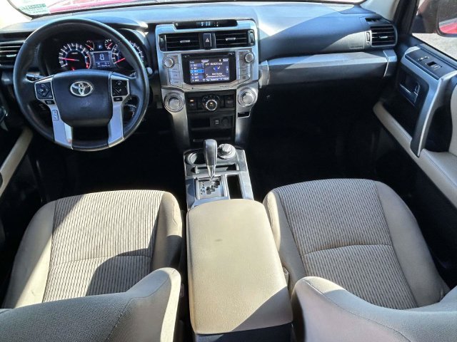 Used 2018 Toyota 4Runner SR5 AWD/4WD image 4