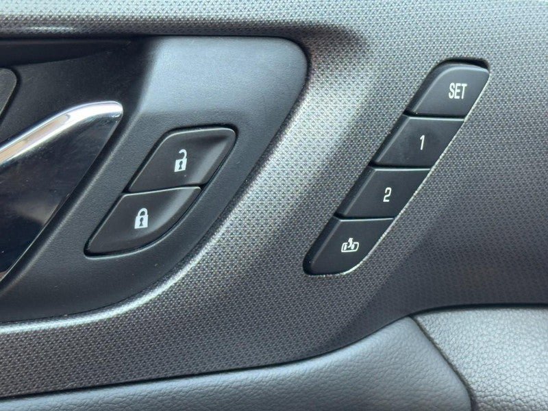 Used 2021 Chevrolet Traverse Premier w/ LPO, Floor Liner Package AWD/4WD image 22